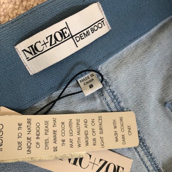 NWT Nic+Zoe Pull-On All Day Demi Boot Cut Jeans, Blue Haze - Size 8 - Picture 5 of 16